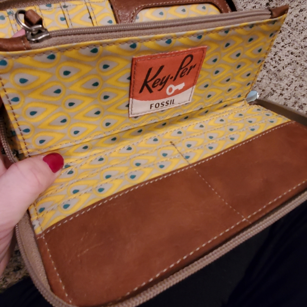 Fossil Wallet And Makeup Bag Matching Set - image 3